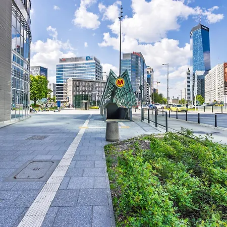 Center Sliska 60 * Warszawa